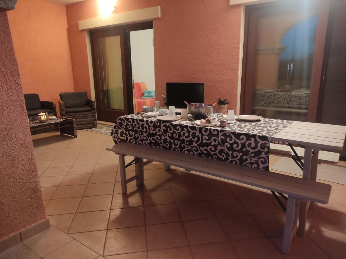 Residence Cala Moresca 15 Golfo Aranci Exterior photo